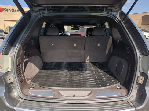Used 2014 Jeep Grand Cherokee Summit AWD/4WD image 32