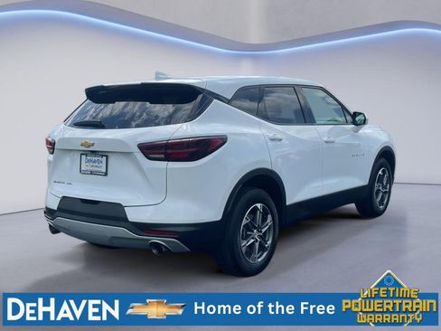Used 2025 Chevrolet Blazer LT AWD/4WD image 6