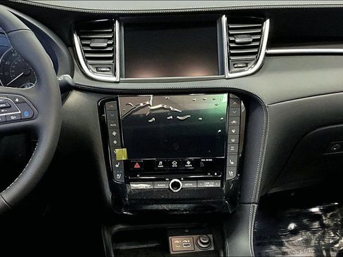 Used 2025 INFINITI QX55 Essential image 6