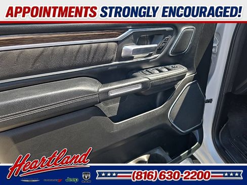 Used 2019 RAM 1500 Laramie AWD/4WD image 39
