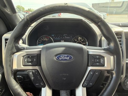 Used 2019 Ford F150 Platinum w/ Equipment Group 701A Luxury AWD/4WD image 15