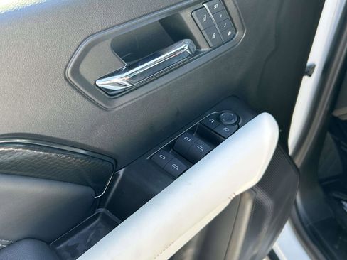 Used 2024 GMC Canyon AT4X image 19