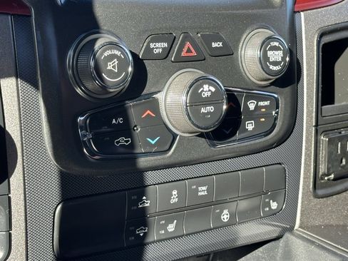 Used 2016 RAM 1500 Rebel w/ Luxury Group image 17