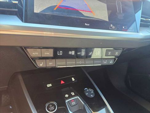 Used 2023 Audi Q4 e-tron Premium Plus w/ Premium Plus image 31