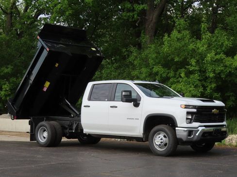 New 2025 Chevrolet Silverado 3500 W/T w/ WT Convenience Package AWD/4WD image 2