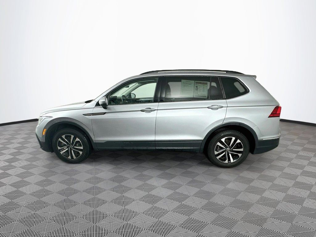 Used 2023 Volkswagen Tiguan S FWD image 5