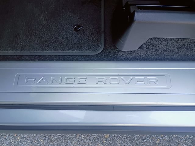Used 2020 Land Rover Range Rover HSE AWD/4WD image 22