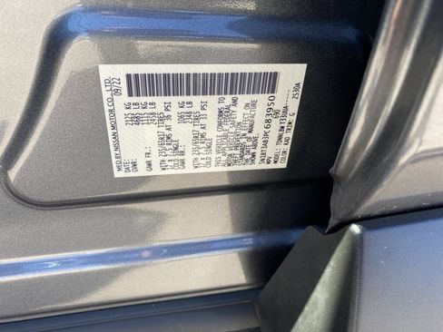 Used 2023 Nissan Rogue S image 44