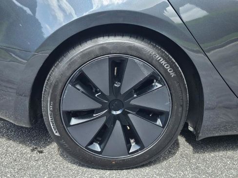 Used 2024 Tesla Model 3 Long Range RWD image 17