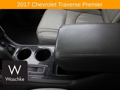 Used 2017 Chevrolet Traverse Premier image 32