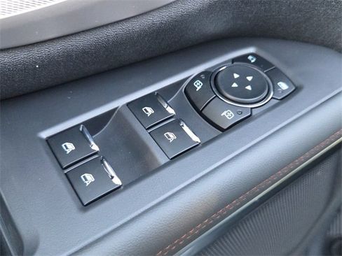 New 2025 Ford Expedition Active image 20