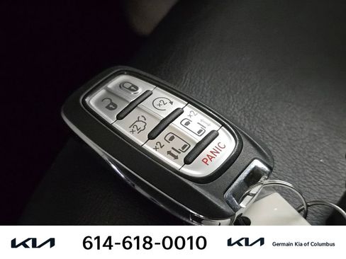 Used 2022 Chrysler Pacifica Touring-L FWD image 33