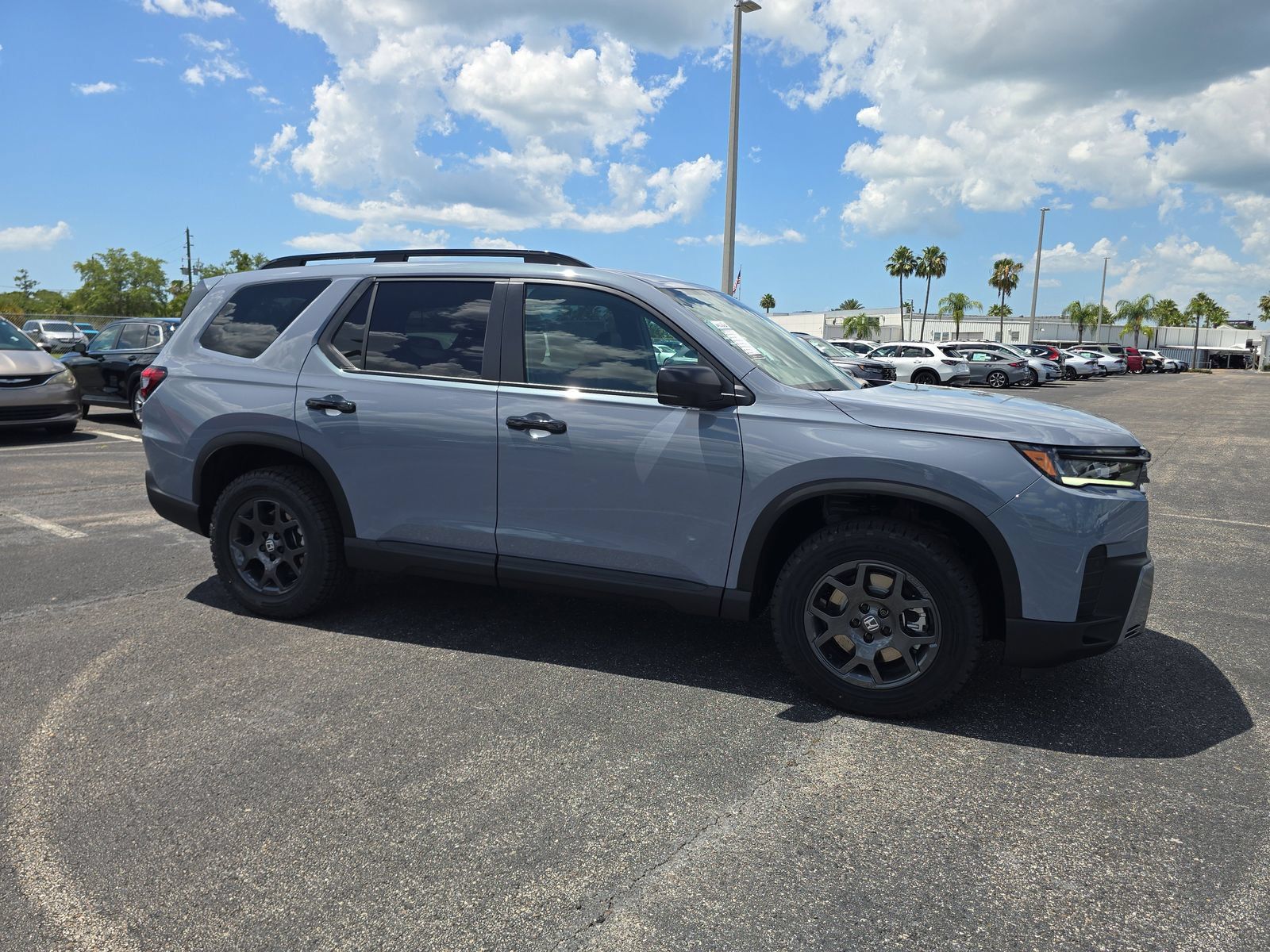 New 2026 Honda Pilot TrailSport image 2