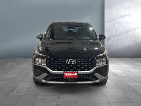 Used 2021 Hyundai Santa Fe SE image 2