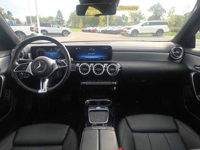 Used 2025 Mercedes-Benz CLA 250 4MATIC image 15