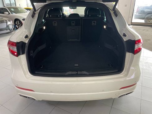 Used 2019 Maserati Levante image 7