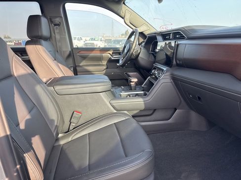 Certified 2025 GMC Sierra 1500 Denali image 7