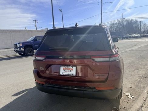 New 2025 Jeep Grand Cherokee Limited image 5