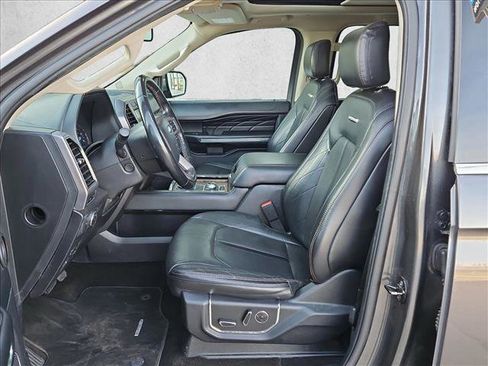 Used 2020 Ford Expedition Platinum image 17