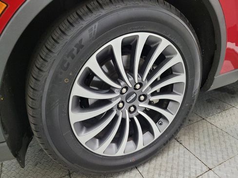 Used 2020 Lincoln Aviator Reserve w/ Equipment Group 201A image 31