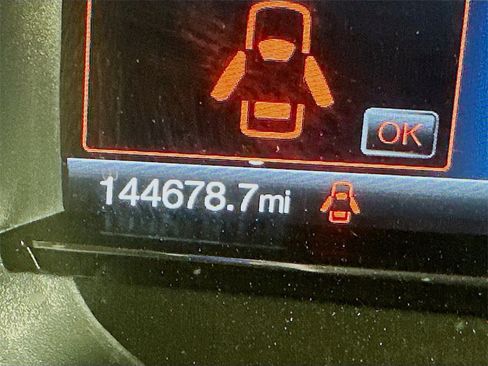 Used 2018 Ford Explorer XLT w/ Equipment Group 202A image 12