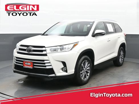 Used 2019 Toyota Highlander XLE AWD/4WD image 1