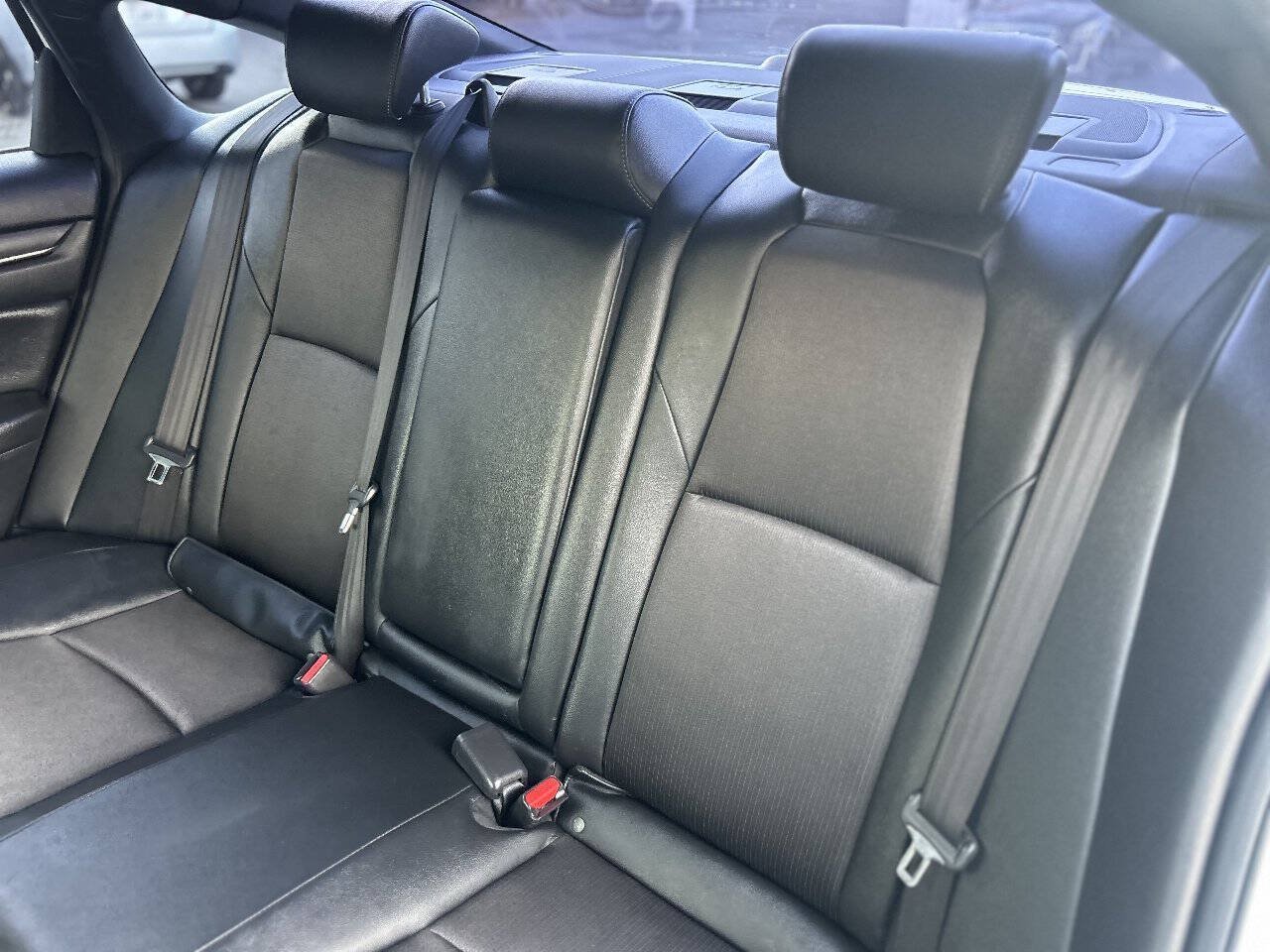 Used 2019 Honda Accord Sport image 17