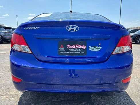 Used 2012 Hyundai Accent GLS w/ Premium Pkg 3 FWD image 5