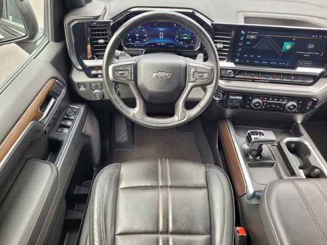 Used 2024 Chevrolet Silverado 1500 High Country w/ Midnight Edition AWD/4WD image 16