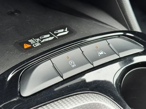 Used 2024 Buick Envista Avenir image 21