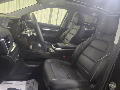 Used 2026 GMC Terrain Denali AWD/4WD image 5