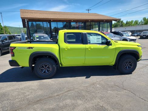 New 2026 Nissan Frontier PRO-4X w/ Pro Premium Package AWD/4WD image 9