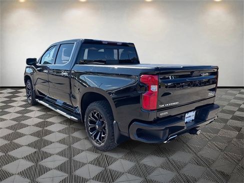 Used 2019 Chevrolet Silverado 1500 High Country image 3