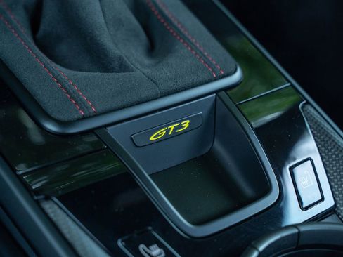 Certified 2023 Porsche 911 GT3 image 30