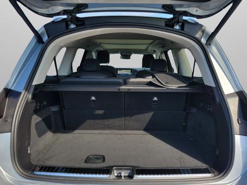 New 2026 Mercedes-Benz GLS 450 4MATIC image 10