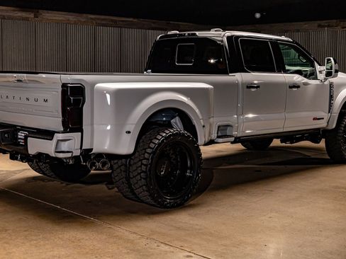 Used 2026 Ford F450 Platinum w/ Platinum Plus Package image 10