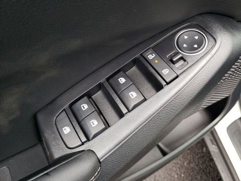 New 2026 Kia Seltos S image 16