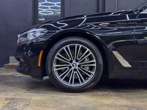 Used 2018 BMW 530i w/ Premium Package image 5