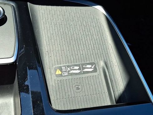 Used 2026 Buick Enclave Preferred AWD/4WD image 21