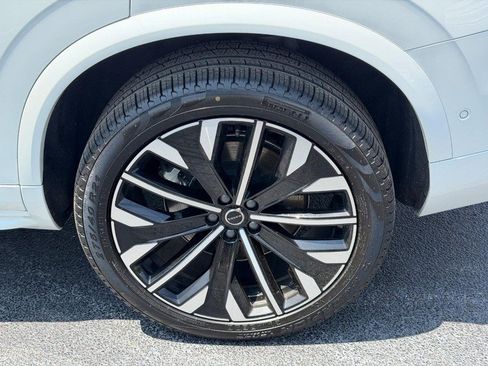 Used 2014 Toyota Camry SE w/ Moonroof Package FWD image 8