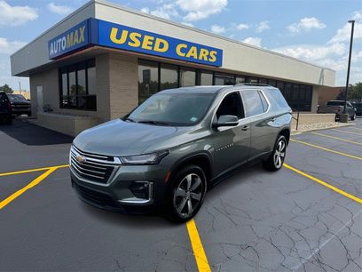 Used 2023 Chevrolet Traverse LT w/ LT Premium Package