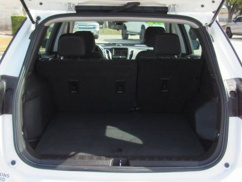 Used 2021 Chevrolet Equinox LS image 5