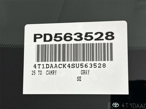 Certified 2025 Toyota Camry SE w/ Convenience Package image 47