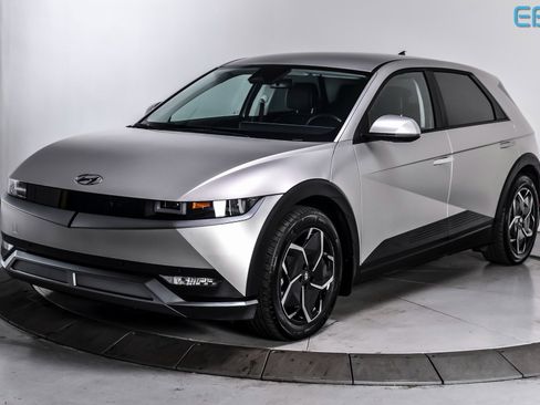 Used 2023 Hyundai Ioniq 5 SEL w/ Cargo Package image 2