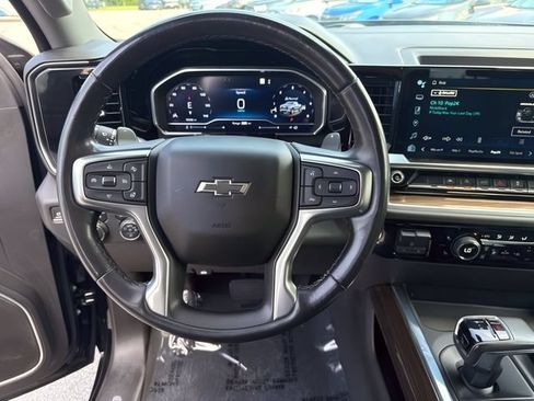 Used 2022 Chevrolet Silverado 1500 RST w/ Z71 Off-Road Package AWD/4WD image 22