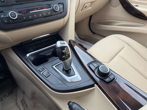 Used 2013 BMW 328i xDrive Sedan image 17