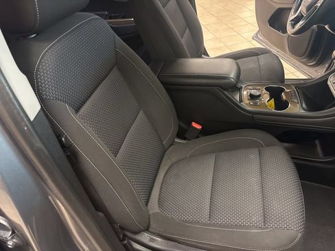 Used 2021 GMC Acadia SLE w/ Driver Convenience Package AWD/4WD image 42