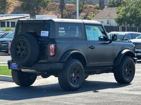 Certified 2022 Ford Bronco Wildtrak AWD/4WD image 3