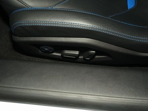 Used 2020 Lamborghini Huracan EVO image 22