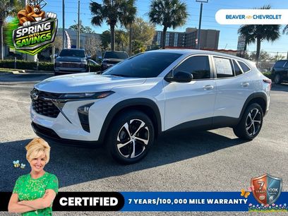 Used 2025 Chevrolet Trax RS w/ Sunroof Package